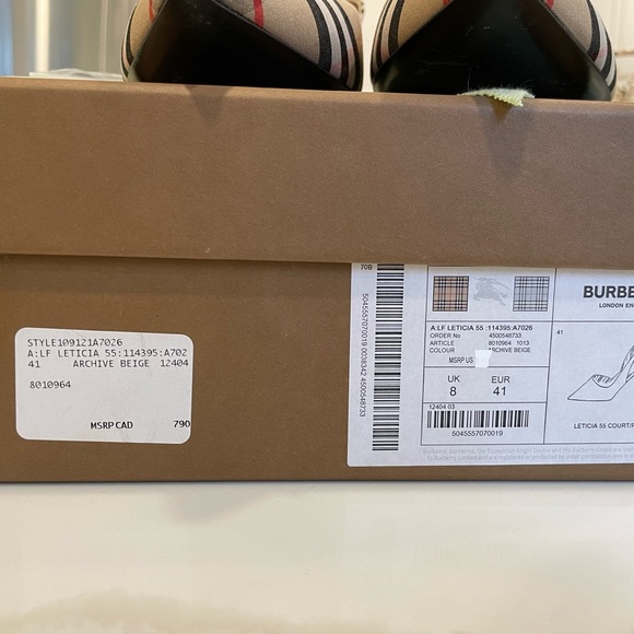 💯authentic Burberry shoes - Picture 7 of 7